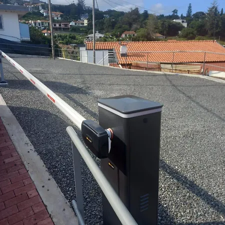 Scirocco Madeira - Ocean View Apartament *