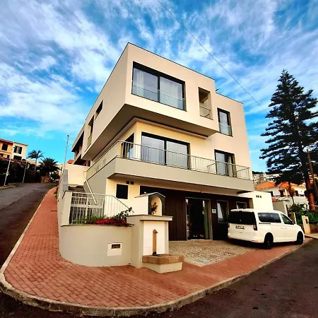 Scirocco Madeira - Ocean View Daire *